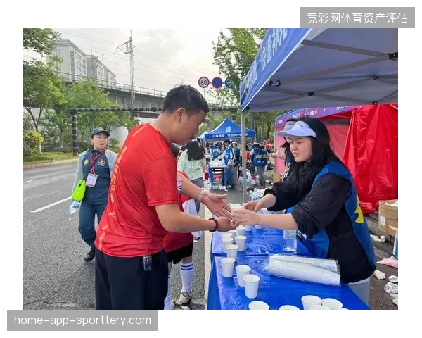 大型路跑赛事引入高频观赛互动，拉动移动端参与粘性突破临界值