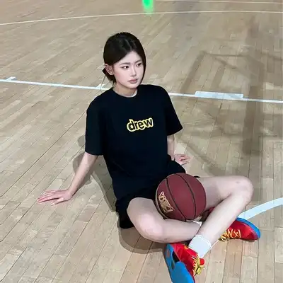 潘彤东